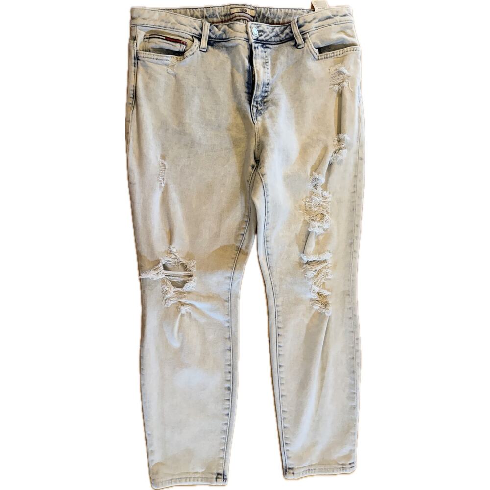 Tommy Hilfiger Denim Jeans‎ Womens Size 18 Light Wash Distressed Skinny
